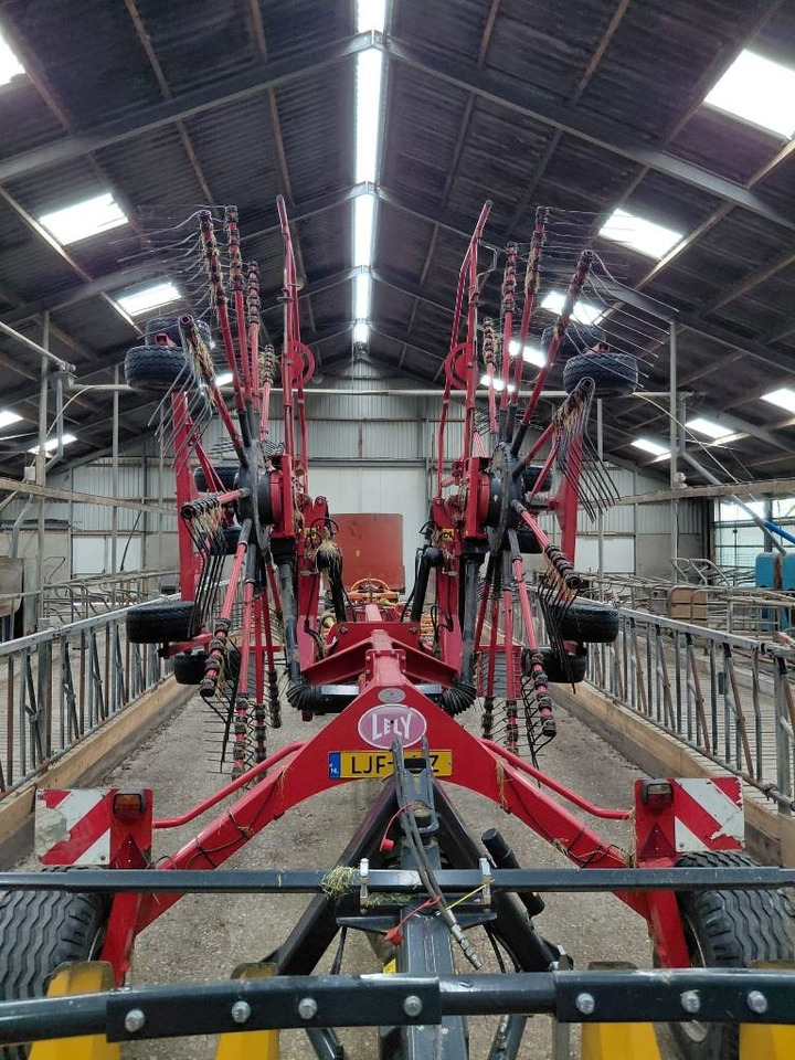 Lely Hibiscus 915 CD Vario - Obracač sena: obrázok 3 Lely Hibiscus 915 CD Vario - Obracač sena: obrázok 3