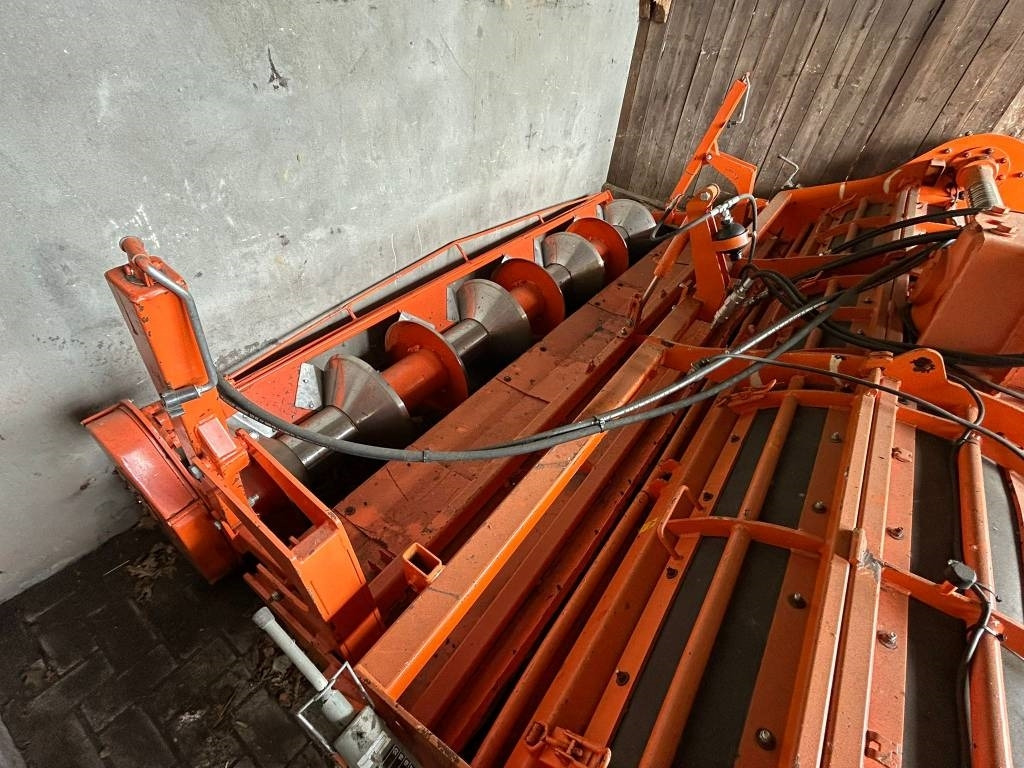 Struik 4RF310HR ruggenfrees - Stroj na zemiaky: obrázok 1 Struik 4RF310HR ruggenfrees - Stroj na zemiaky: obrázok 1