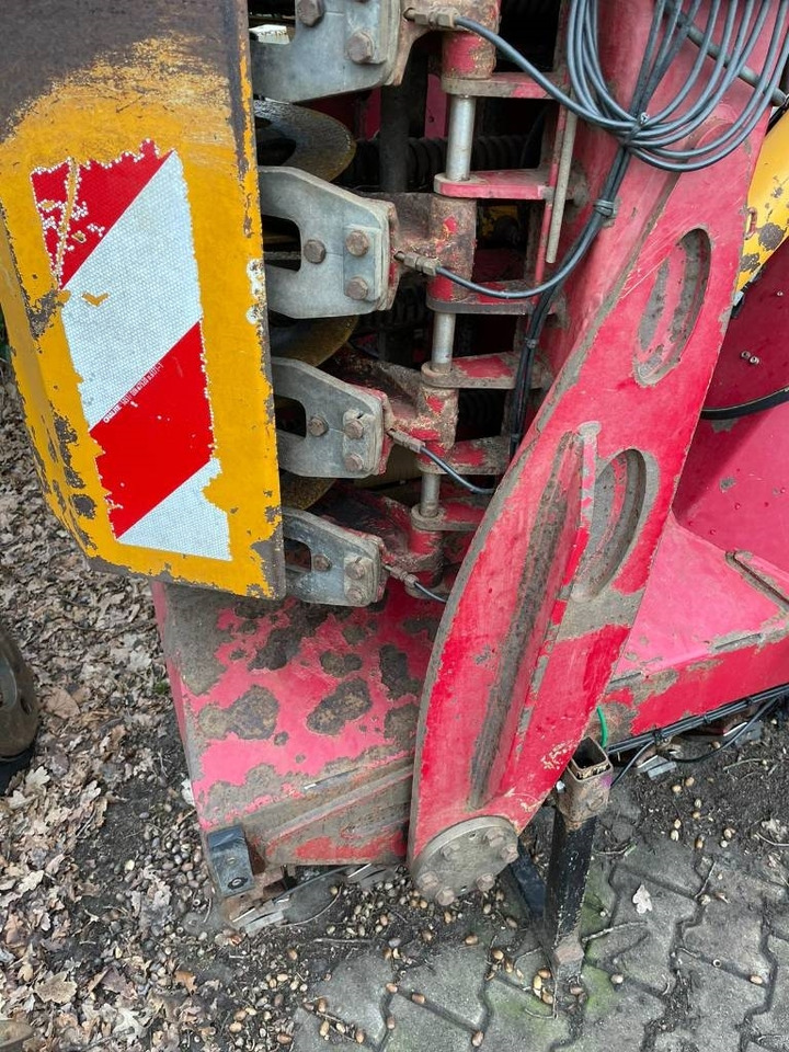 Vredo ZB3-8750 bemester - Rozmetadlo hnoja: obrázok 3 Vredo ZB3-8750 bemester - Rozmetadlo hnoja: obrázok 3
