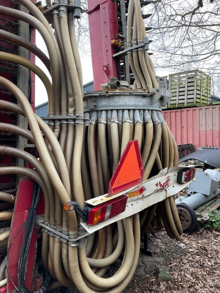 Vredo ZB3-8750 bemester - Rozmetadlo hnoja: obrázok 4 Vredo ZB3-8750 bemester - Rozmetadlo hnoja: obrázok 4