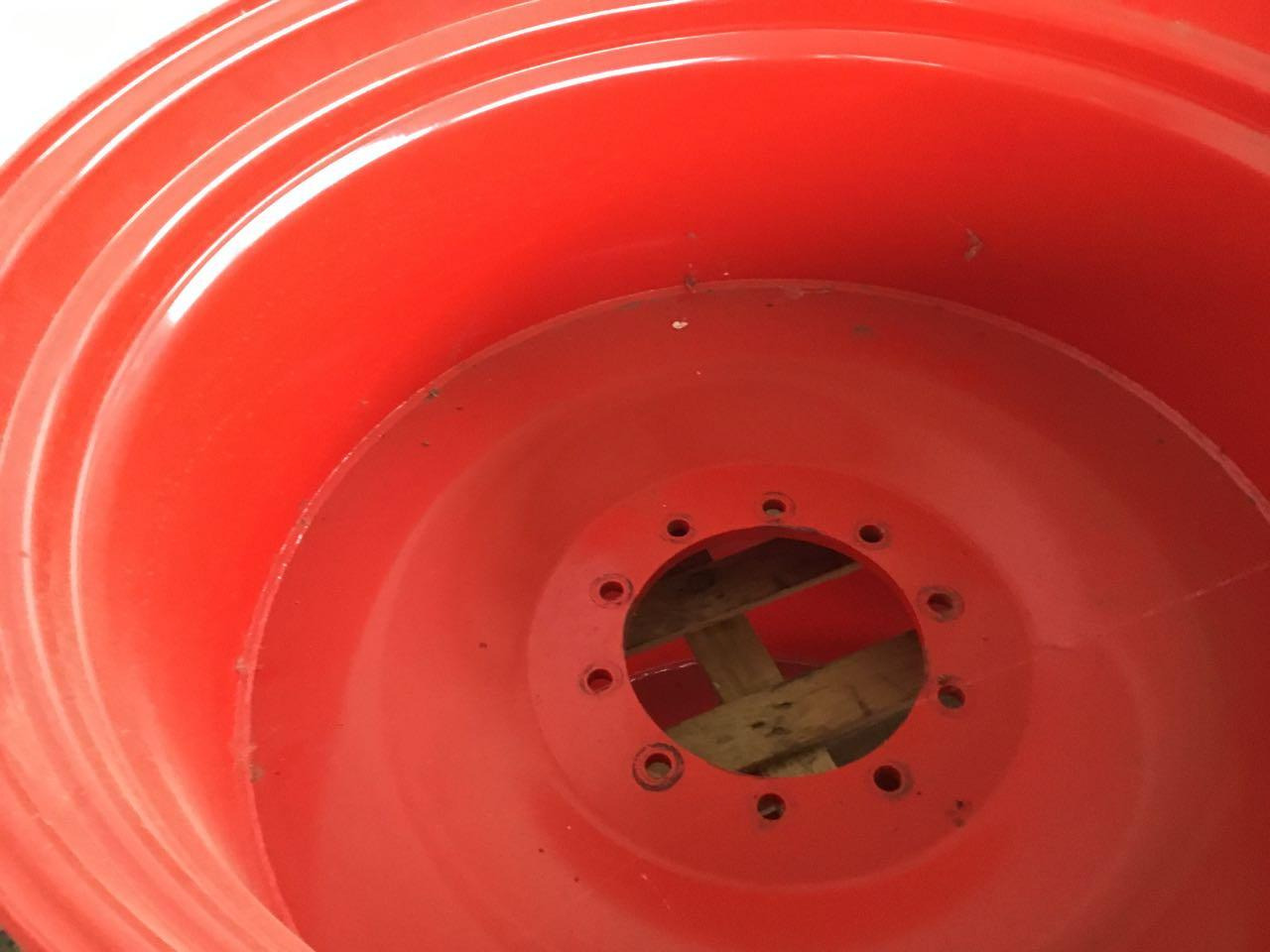 Felgen 23x42, Spur 2050mm , Fendt 900 - Disk: obrázok 2 Felgen 23x42, Spur 2050mm , Fendt 900 - Disk: obrázok 2