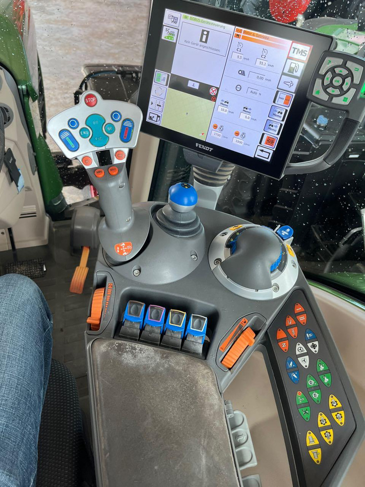 Traktor Fendt 720 Vario S4 ProfiPlus: obrázok 8