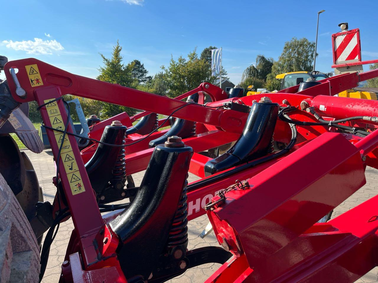 Horsch Terrano 4FX - Kultivátor: obrázok 5 Horsch Terrano 4FX - Kultivátor: obrázok 5