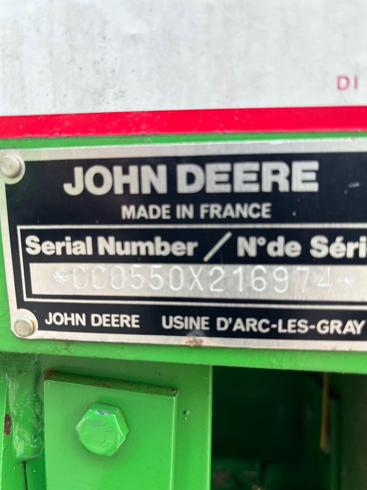 John Deere 550 - Lis na okrúhle balíky: obrázok 5 John Deere 550 - Lis na okrúhle balíky: obrázok 5