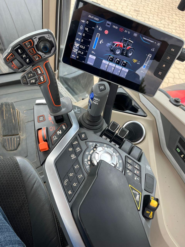 Traktor Massey Ferguson 8S.265 Dyna E-Power Exclusive: obrázok 7