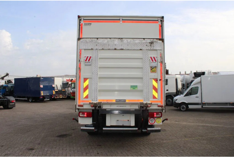 DAF CF 290 + EURO 6 + MANUAL - Skříňový nákladní auto: obrázok 4 DAF CF 290 + EURO 6 + MANUAL - Skříňový nákladní auto: obrázok 4