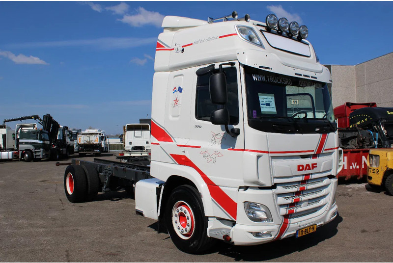 DAF CF 370 + euro 6 + ssc + full option - Podvozek s kabinou: obrázok 2 DAF CF 370 + euro 6 + ssc + full option - Podvozek s kabinou: obrázok 2