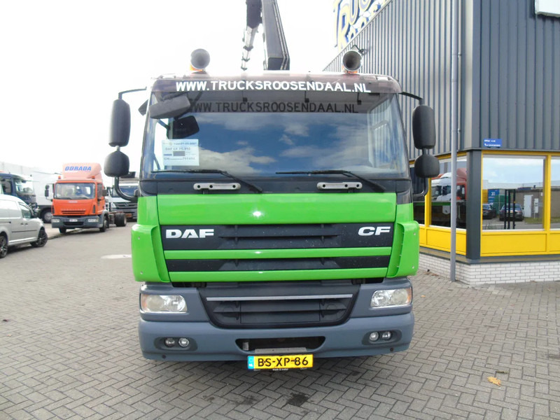 DAF CF 75.310 + HIAB 200 C5 + MANUAL + REMOTE + 6X2 STEERING - Auto s hydraulickou rukou: obrázok 5 DAF CF 75.310 + HIAB 200 C5 + MANUAL + REMOTE + 6X2 STEERING - Auto s hydraulickou rukou: obrázok 5