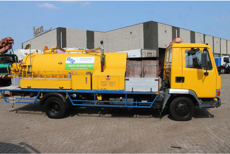 DAF LF 45.130 + RON 4.000LITER - Fekálne vozidlo: obrázok 3 DAF LF 45.130 + RON 4.000LITER - Fekálne vozidlo: obrázok 3