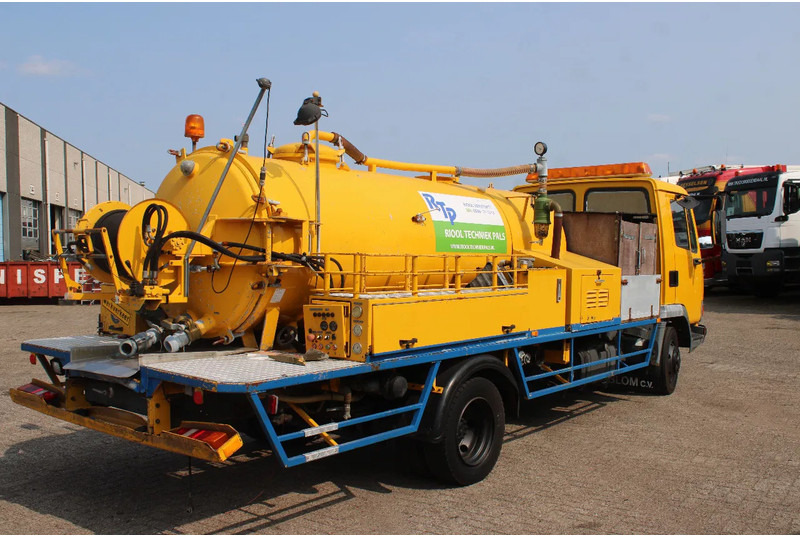 DAF LF 45.130 + RON 4.000LITER - Fekálne vozidlo: obrázok 5 DAF LF 45.130 + RON 4.000LITER - Fekálne vozidlo: obrázok 5