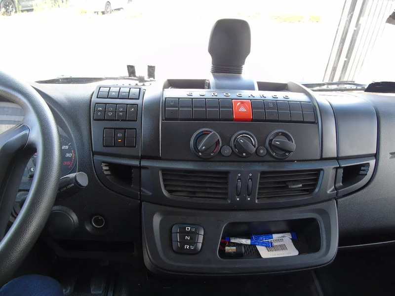 Skříňový nákladní auto Iveco Eurocargo 120E25 + EURO 6 + 196.000KM!: obrázok 19 Skříňový nákladní auto Iveco Eurocargo 120E25 + EURO 6 + 196.000KM!: obrázok 19