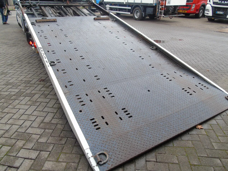 Iveco Eurocargo 140E25 + FULL SYSTEM + TOWING - Nákladné vozidlo na prepravu automobilov: obrázok 4 Iveco Eurocargo 140E25 + FULL SYSTEM + TOWING - Nákladné vozidlo na prepravu automobilov: obrázok 4