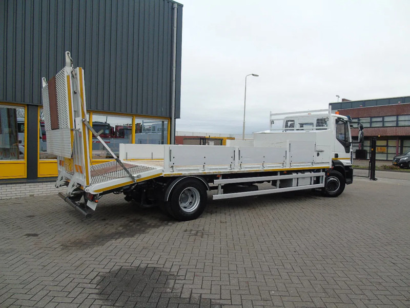 Iveco Eurocargo 160E210 + 71.0000km + euro 6 + - Nákladné vozidlo na prepravu automobilov: obrázok 4 Iveco Eurocargo 160E210 + 71.0000km + euro 6 + - Nákladné vozidlo na prepravu automobilov: obrázok 4