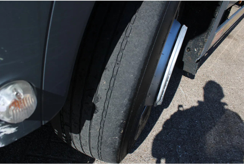 Hákový nosič kontajnerov MAN TGS 28.460 + 6X2 + HOOKSYSTEM 20TONS + EURO 6: obrázok 15 Hákový nosič kontajnerov MAN TGS 28.460 + 6X2 + HOOKSYSTEM 20TONS + EURO 6: obrázok 15