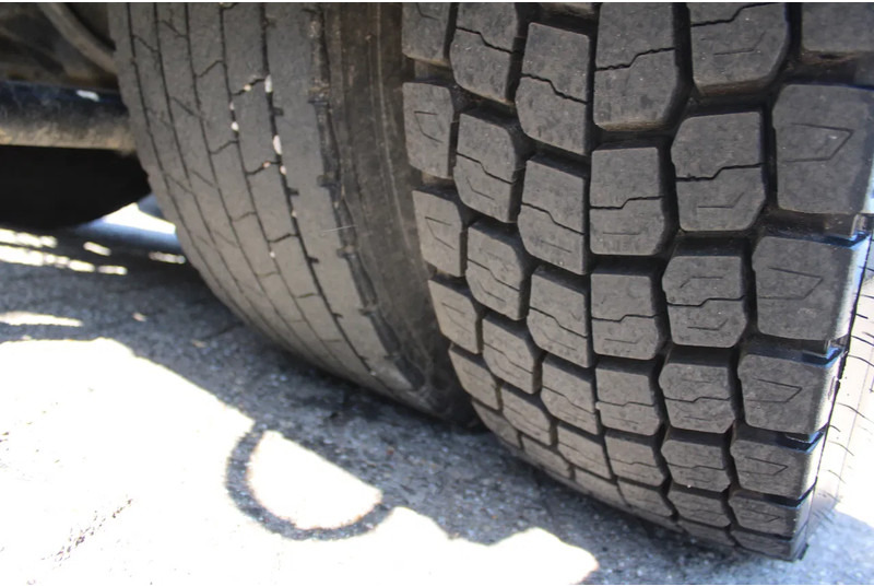 Hákový nosič kontajnerov MAN TGS 28.460 + 6X2 + HOOKSYSTEM 20TONS + EURO 6: obrázok 20 Hákový nosič kontajnerov MAN TGS 28.460 + 6X2 + HOOKSYSTEM 20TONS + EURO 6: obrázok 20