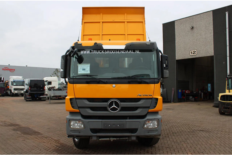 Mercedes-Benz Actros 3241 8x4 + SPRING SPRING BLATT + EURO 5 - Sklápač: obrázok 3 Mercedes-Benz Actros 3241 8x4 + SPRING SPRING BLATT + EURO 5 - Sklápač: obrázok 3