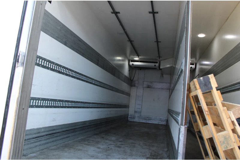 Mercedes-Benz Antos 1924 + THERMO KING 1200 + LIFT + EURO 6 - Chladirenské nákladné vozidlo: obrázok 5 Mercedes-Benz Antos 1924 + THERMO KING 1200 + LIFT + EURO 6 - Chladirenské nákladné vozidlo: obrázok 5