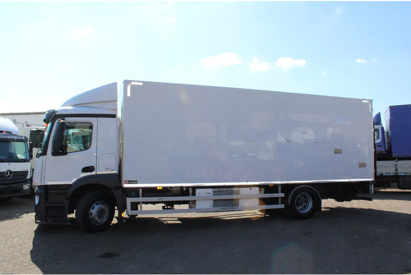 Mercedes-Benz Antos 1924 + THERMO KING 1200 + LIFT + EURO 6 - Chladirenské nákladné vozidlo: obrázok 3 Mercedes-Benz Antos 1924 + THERMO KING 1200 + LIFT + EURO 6 - Chladirenské nákladné vozidlo: obrázok 3