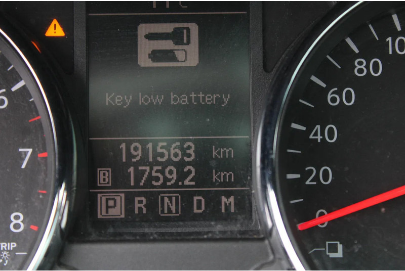 Nissan QASHQAI 2.0 AUTOMATIC / CAMERA - SUV: obrázok 4 Nissan QASHQAI 2.0 AUTOMATIC / CAMERA - SUV: obrázok 4