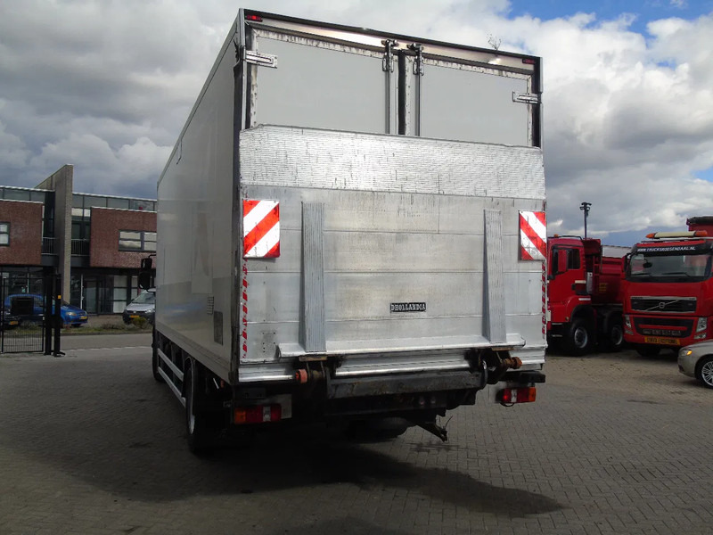 Renault Premium 370DXI + EURO 5 + MANUAL + 19T - Chladirenské nákladné vozidlo: obrázok 4 Renault Premium 370DXI + EURO 5 + MANUAL + 19T - Chladirenské nákladné vozidlo: obrázok 4