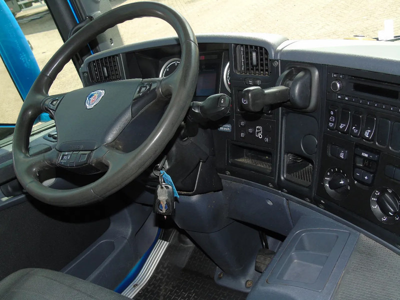 Scania P250 + EURO 6 + LIFT - Skříňový nákladní auto: obrázok 4 Scania P250 + EURO 6 + LIFT - Skříňový nákladní auto: obrázok 4