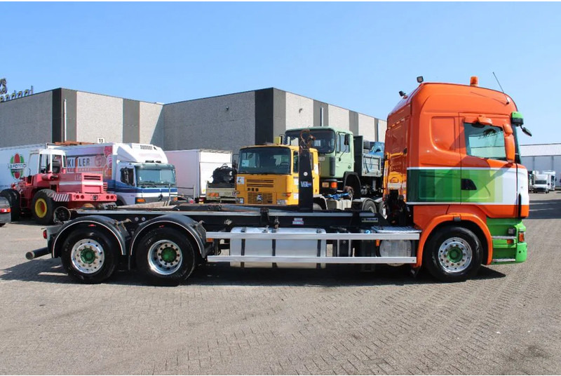 Scania R440 + EURO 5 + 21T VDL - Hákový nosič kontajnerov: obrázok 4 Scania R440 + EURO 5 + 21T VDL - Hákový nosič kontajnerov: obrázok 4