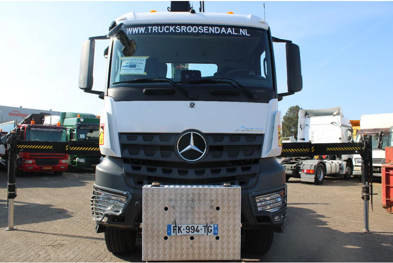 Mercedes-Benz Arocs 2051 + 4X4 + HIAB 302 E6 / JIB 70 X 4 + 10 EXTENTSIONS / NEW!! - Ťahač: obrázok 5 Mercedes-Benz Arocs 2051 + 4X4 + HIAB 302 E6 / JIB 70 X 4 + 10 EXTENTSIONS / NEW!! - Ťahač: obrázok 5
