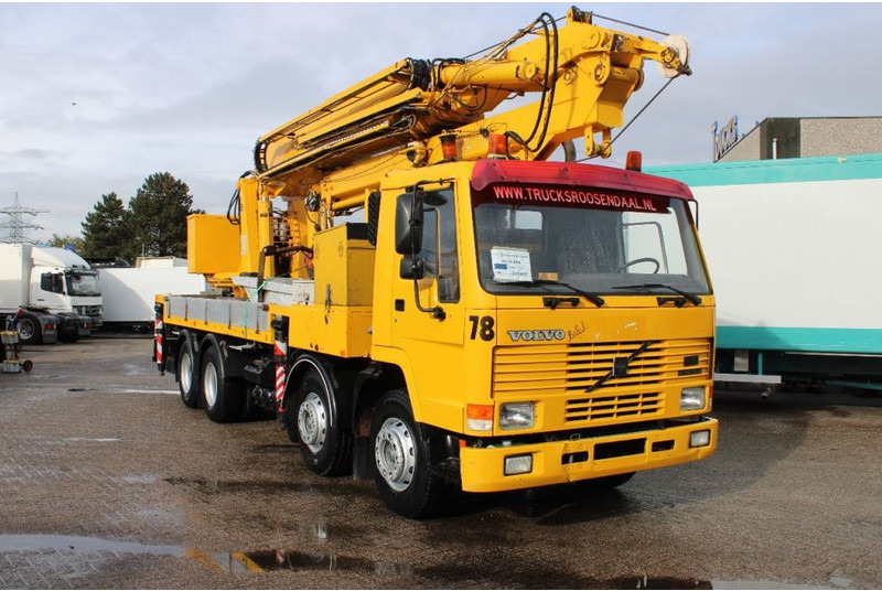 Volvo FL10 8X4 + GROMACH 34 mtr. + EURO 2 - Žeriav pre všetky terény: obrázok 4 Volvo FL10 8X4 + GROMACH 34 mtr. + EURO 2 - Žeriav pre všetky terény: obrázok 4
