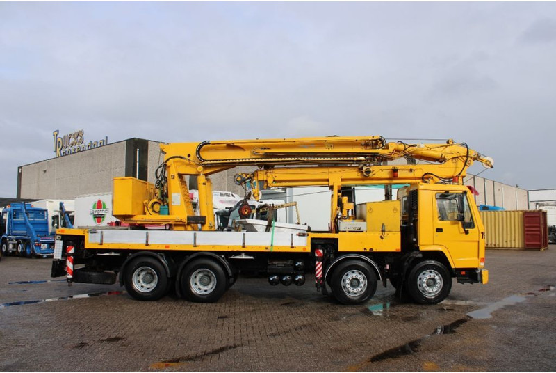 Volvo FL10 8X4 + GROMACH 34 mtr. + EURO 2 - Žeriav pre všetky terény: obrázok 5 Volvo FL10 8X4 + GROMACH 34 mtr. + EURO 2 - Žeriav pre všetky terény: obrázok 5