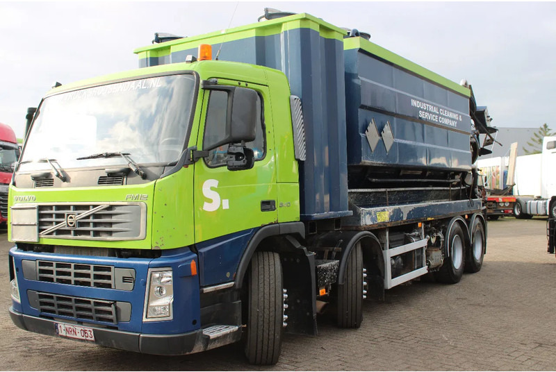Volvo FM 12.340 + ADR + stokota 14.000L + manual - Fekálne vozidlo: obrázok 3 Volvo FM 12.340 + ADR + stokota 14.000L + manual - Fekálne vozidlo: obrázok 3