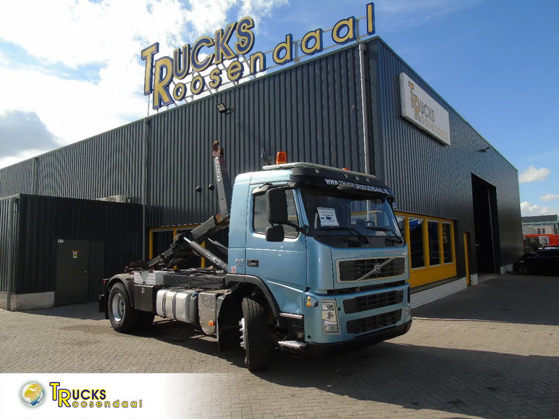 Volvo FM 340 + MANUAL + 19T - Hákový nosič kontajnerov: obrázok 1 Volvo FM 340 + MANUAL + 19T - Hákový nosič kontajnerov: obrázok 1