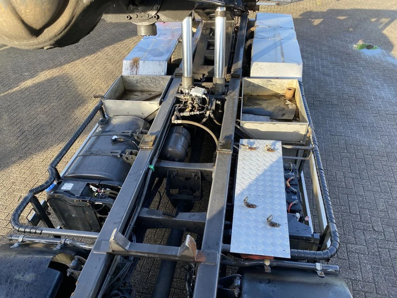 Auto s hydraulickou rukou Volvo FM 370 + Euro 5 + Palfinger Z-Q170 Crane + 30ton NCH lift + Container system + hoogsta: obrázok 17