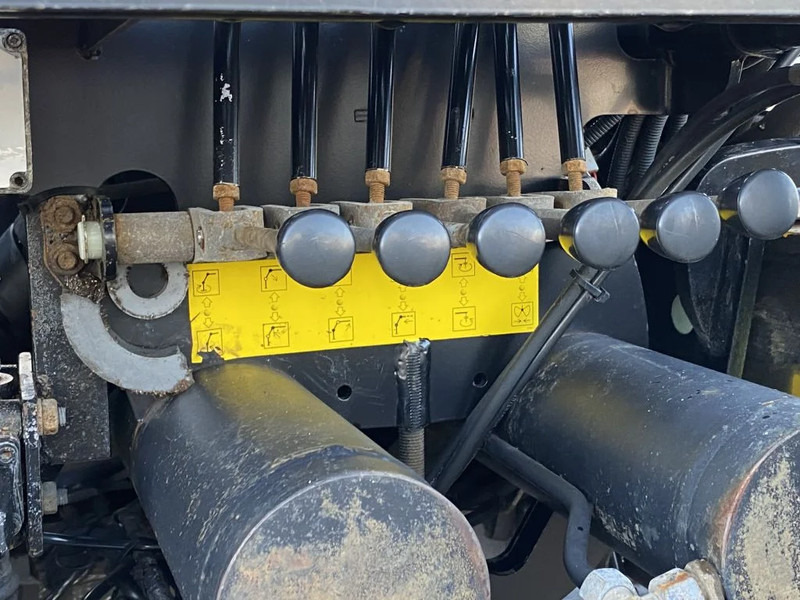 Auto s hydraulickou rukou Volvo FM 370 + Euro 5 + Palfinger Z-Q170 Crane + 30ton NCH lift + Container system + hoogsta: obrázok 13