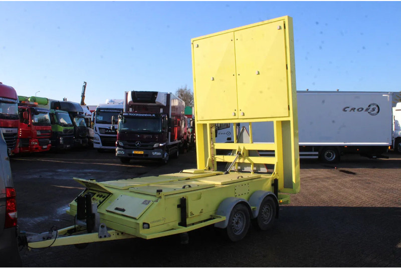 Verdegro screen projector full complete with laptop/software - Predajná príves: obrázok 3 Verdegro screen projector full complete with laptop/software - Predajná príves: obrázok 3