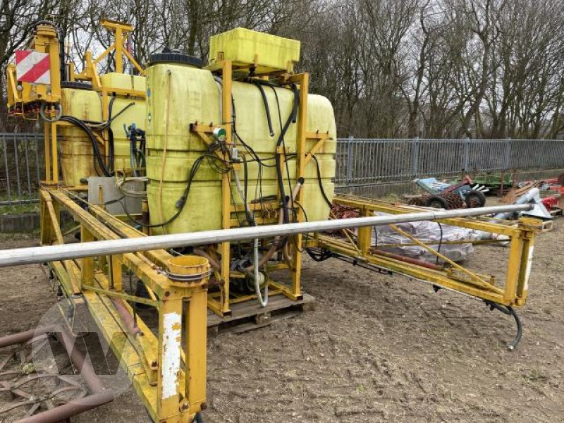 Dubex 1200l - Postrekovač za traktor: obrázok 3 Dubex 1200l - Postrekovač za traktor: obrázok 3