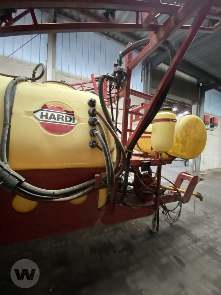 Hardi Navigator 3000 Echo - Ťahaný postrekovač: obrázok 3 Hardi Navigator 3000 Echo - Ťahaný postrekovač: obrázok 3