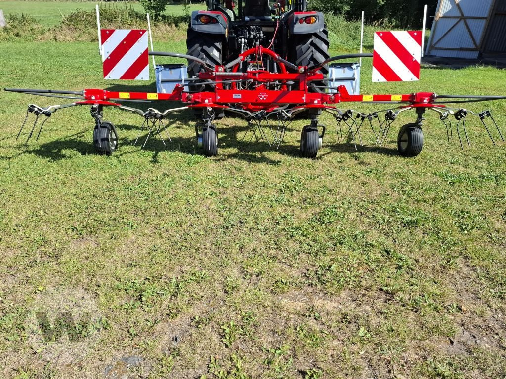 Massey Ferguson TD 524 DN - Obracač sena: obrázok 2 Massey Ferguson TD 524 DN - Obracač sena: obrázok 2