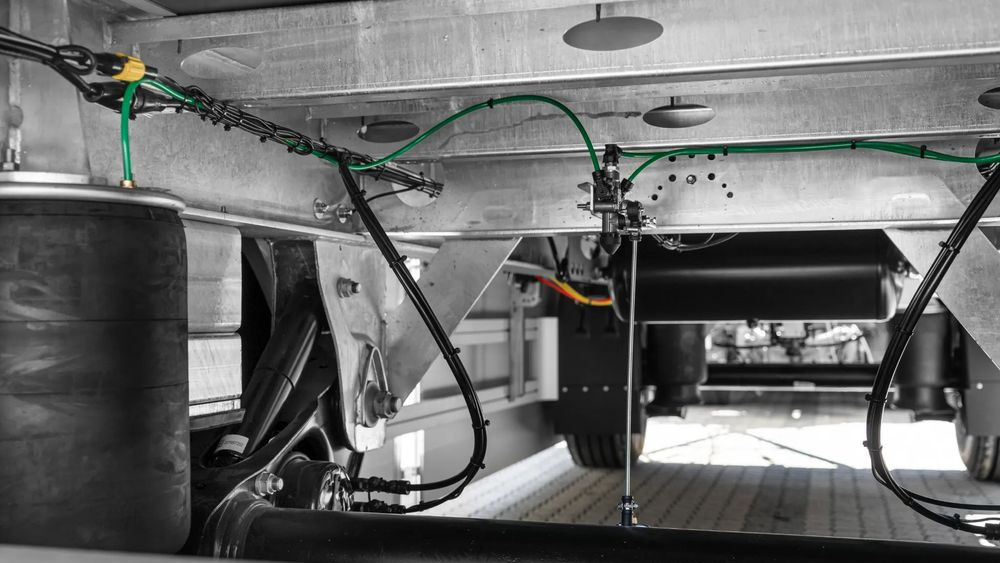 Humbaur Przyczepa burtowa HD 18 - Iné stroje: obrázok 5 Humbaur Przyczepa burtowa HD 18 - Iné stroje: obrázok 5