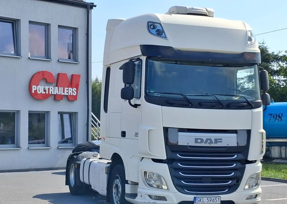 DAF XF 460, FT 4X2, Standard - Ťahač: obrázok 2 DAF XF 460, FT 4X2, Standard - Ťahač: obrázok 2