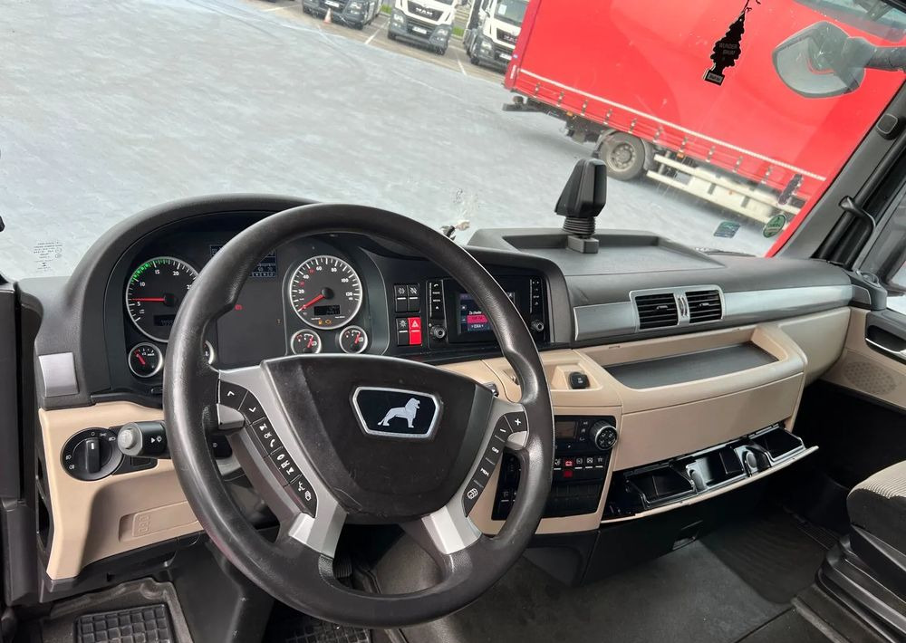 MAN TGX 18.420 XLX LOW DECK - Ťahač: obrázok 5 MAN TGX 18.420 XLX LOW DECK - Ťahač: obrázok 5