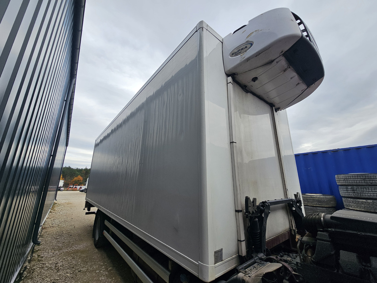 LAMBERET FRIGO BODY / CARRIER SUPRA 850MT / TAIL LIFT ZEPRO Z155 MA + REMOTE - Chladírenská nadstavba: obrázok 5 LAMBERET FRIGO BODY / CARRIER SUPRA 850MT / TAIL LIFT ZEPRO Z155 MA + REMOTE - Chladírenská nadstavba: obrázok 5