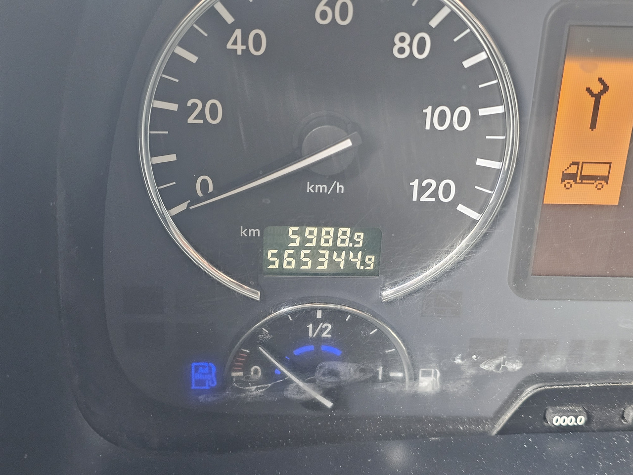 MERCEDES-BENZ ACTROS MP3/ OM501LA V6 / COMPLETE ENGINE / TOP CONDITION: 565k KM!! - Motor: obrázok 5 MERCEDES-BENZ ACTROS MP3/ OM501LA V6 / COMPLETE ENGINE / TOP CONDITION: 565k KM!! - Motor: obrázok 5