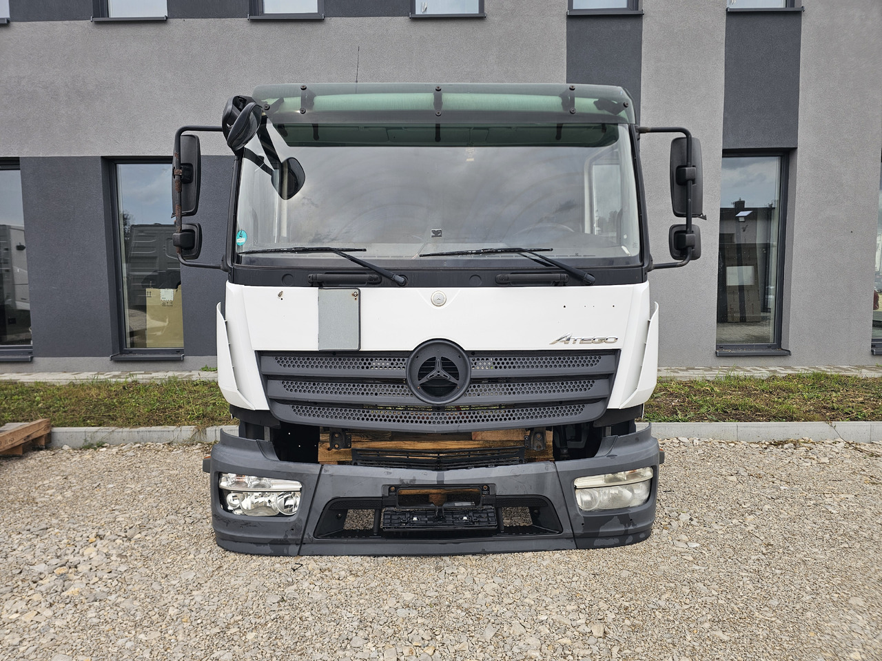 MERCEDES-BENZ ATEGO EURO 6 / COMPLETE CABINE - Kabína: obrázok 3 MERCEDES-BENZ ATEGO EURO 6 / COMPLETE CABINE - Kabína: obrázok 3
