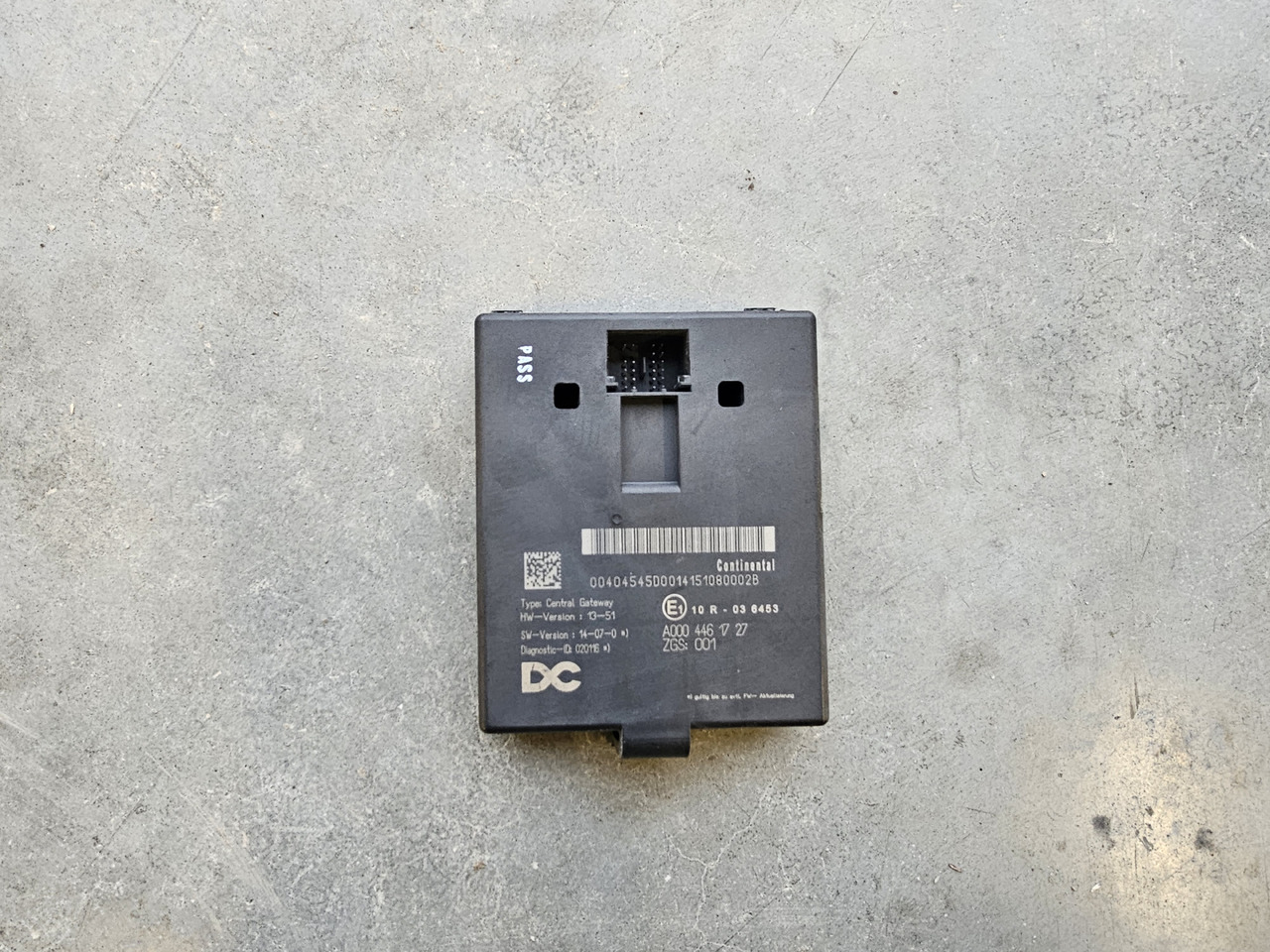 MERCEDES-BENZ ATEGO MP4 EURO 6 /CGW CENTRAL GATEWAY ECU / A0004461727 - Riadiaca jednotka: obrázok 2 MERCEDES-BENZ ATEGO MP4 EURO 6 /CGW CENTRAL GATEWAY ECU / A0004461727 - Riadiaca jednotka: obrázok 2