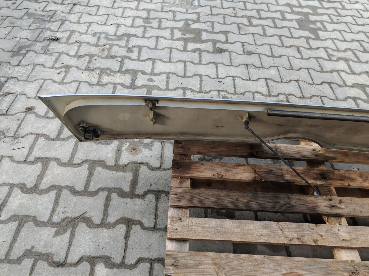 MERCEDES-BENZ ATEGO MP4 EURO 6 / FRONT BONNET - Kapota: obrázok 3 MERCEDES-BENZ ATEGO MP4 EURO 6 / FRONT BONNET - Kapota: obrázok 3