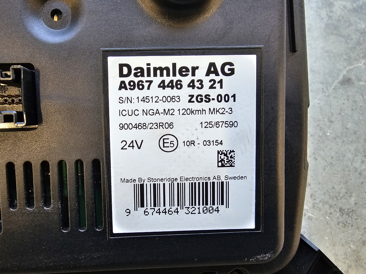 MERCEDES-BENZ ATEGO EURO 6 / DASHBOARD COUNTER / A9674464321 ZGS-001 - Náhradný diel: obrázok 4 MERCEDES-BENZ ATEGO EURO 6 / DASHBOARD COUNTER / A9674464321 ZGS-001 - Náhradný diel: obrázok 4