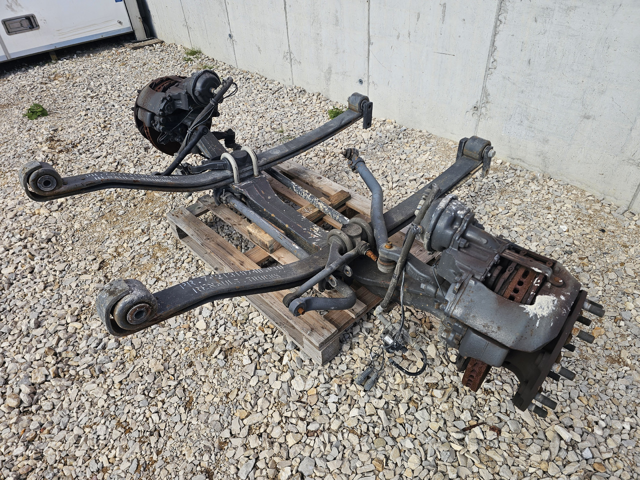RENAULT RANGE T EURO 6 / COMPLETE FRONT AXLE - Predná náprava: obrázok 4 RENAULT RANGE T EURO 6 / COMPLETE FRONT AXLE - Predná náprava: obrázok 4