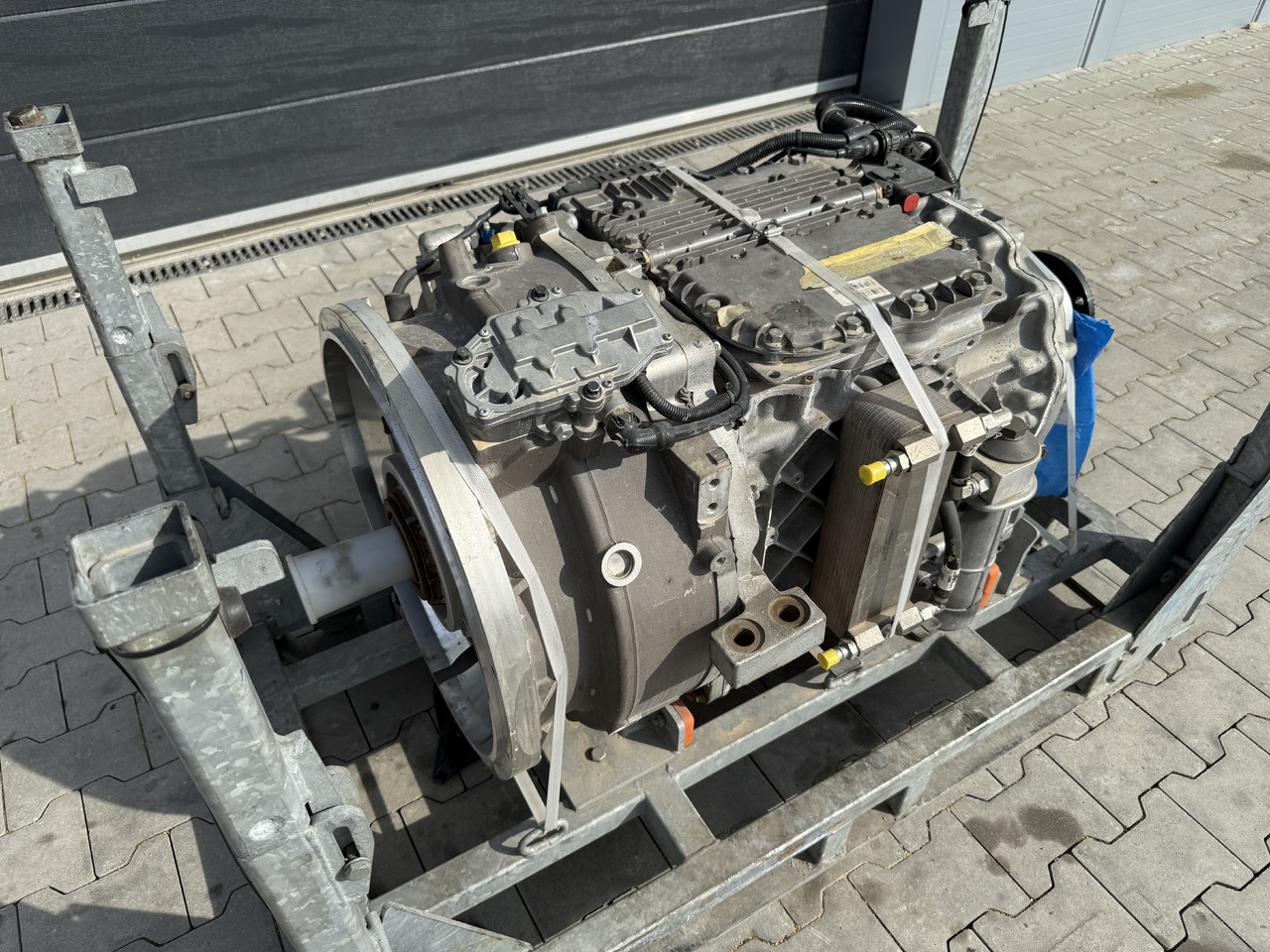 VOLVO BUS HYBRID Automatic gearbox AT2412F electric motor EMDS120 (EMD300B) / NEW - Prevodovka pre Mestský autobus: obrázok 3 VOLVO BUS HYBRID Automatic gearbox AT2412F electric motor EMDS120 (EMD300B) / NEW - Prevodovka pre Mestský autobus: obrázok 3