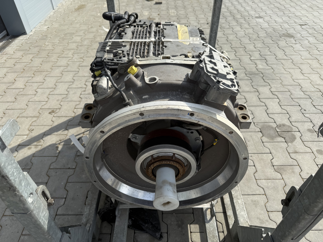 VOLVO BUS HYBRID Automatic gearbox AT2412F electric motor EMDS120 (EMD300B) / NEW - Prevodovka pre Mestský autobus: obrázok 4 VOLVO BUS HYBRID Automatic gearbox AT2412F electric motor EMDS120 (EMD300B) / NEW - Prevodovka pre Mestský autobus: obrázok 4