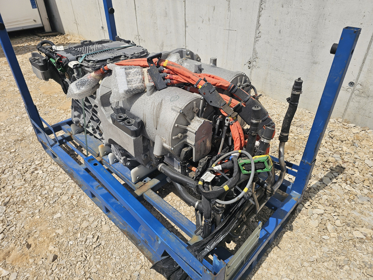 VOLVO ELECTRIC ENGINE / NEM3 / EPT2412 / FH FM ELECTRIC - Motor: obrázok 2 VOLVO ELECTRIC ENGINE / NEM3 / EPT2412 / FH FM ELECTRIC - Motor: obrázok 2